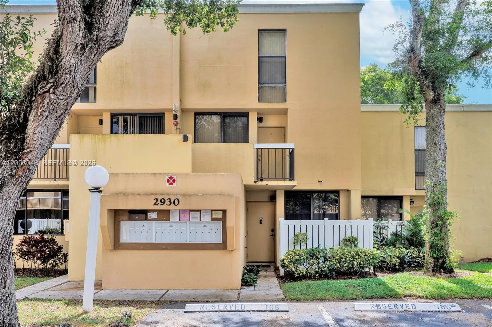 Foto de propiedad en 2930 SW 87th Terrace 1814, Davie, FL 33328 Davie con MLS# 