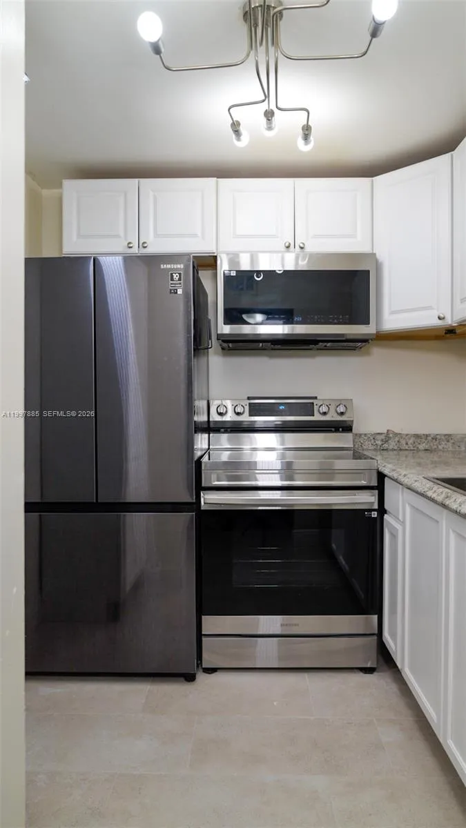 Foto de propiedad en 2935 NE 163rd Street 4T, North Miami Beach, FL 33160 North Miami Beach con MLS# 