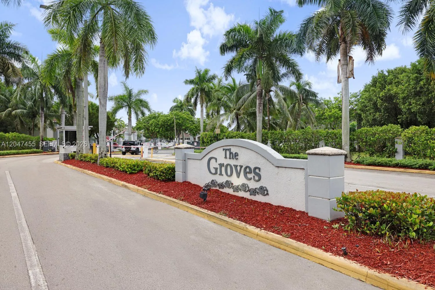 Foto de propiedad en 2943 SE 15th Terrace, Homestead, FL 33035 Homestead con MLS# 