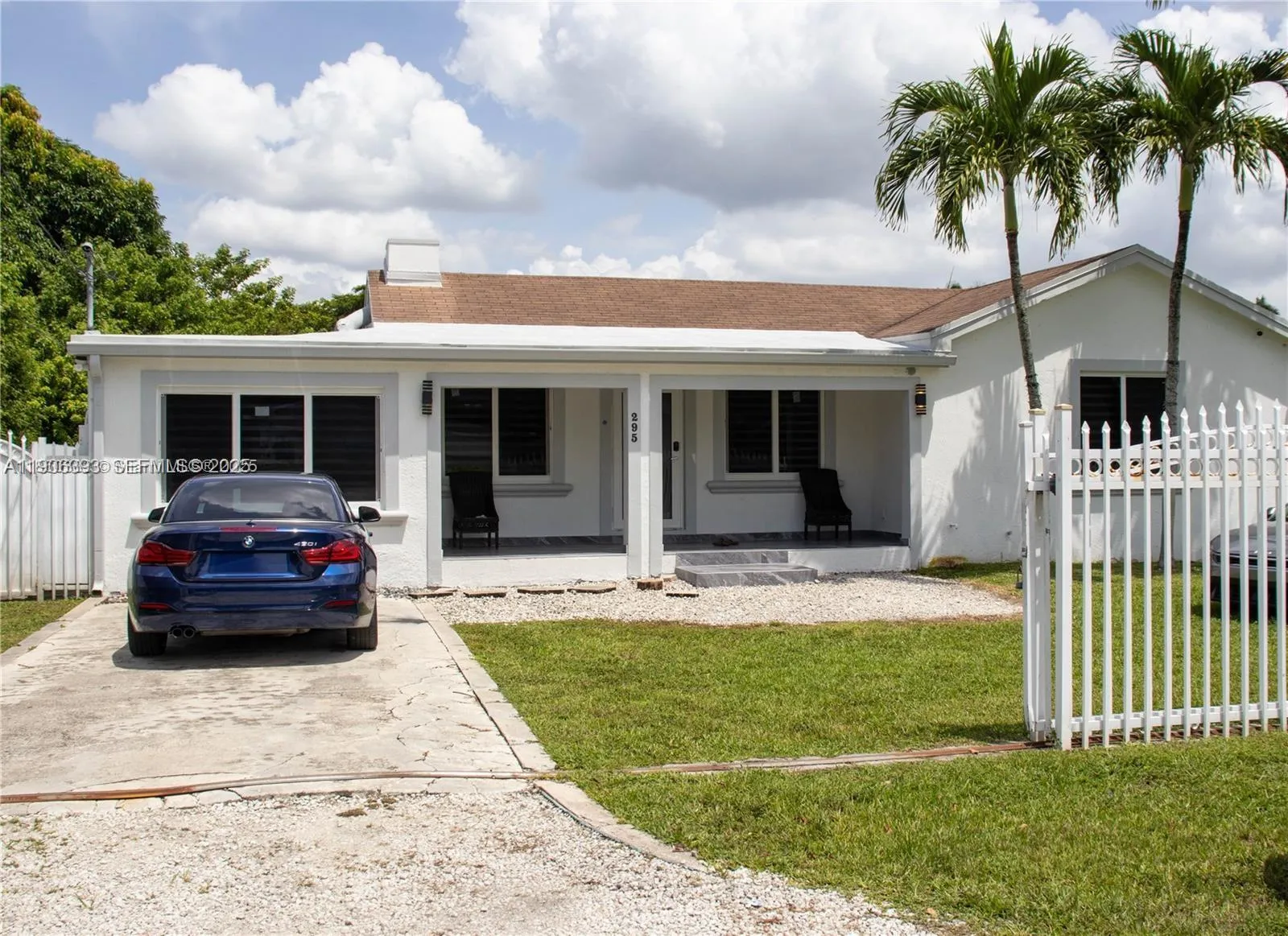 Foto de propiedad en 295 NE 150th Street, Miami, FL 33161 Miami con MLS# 