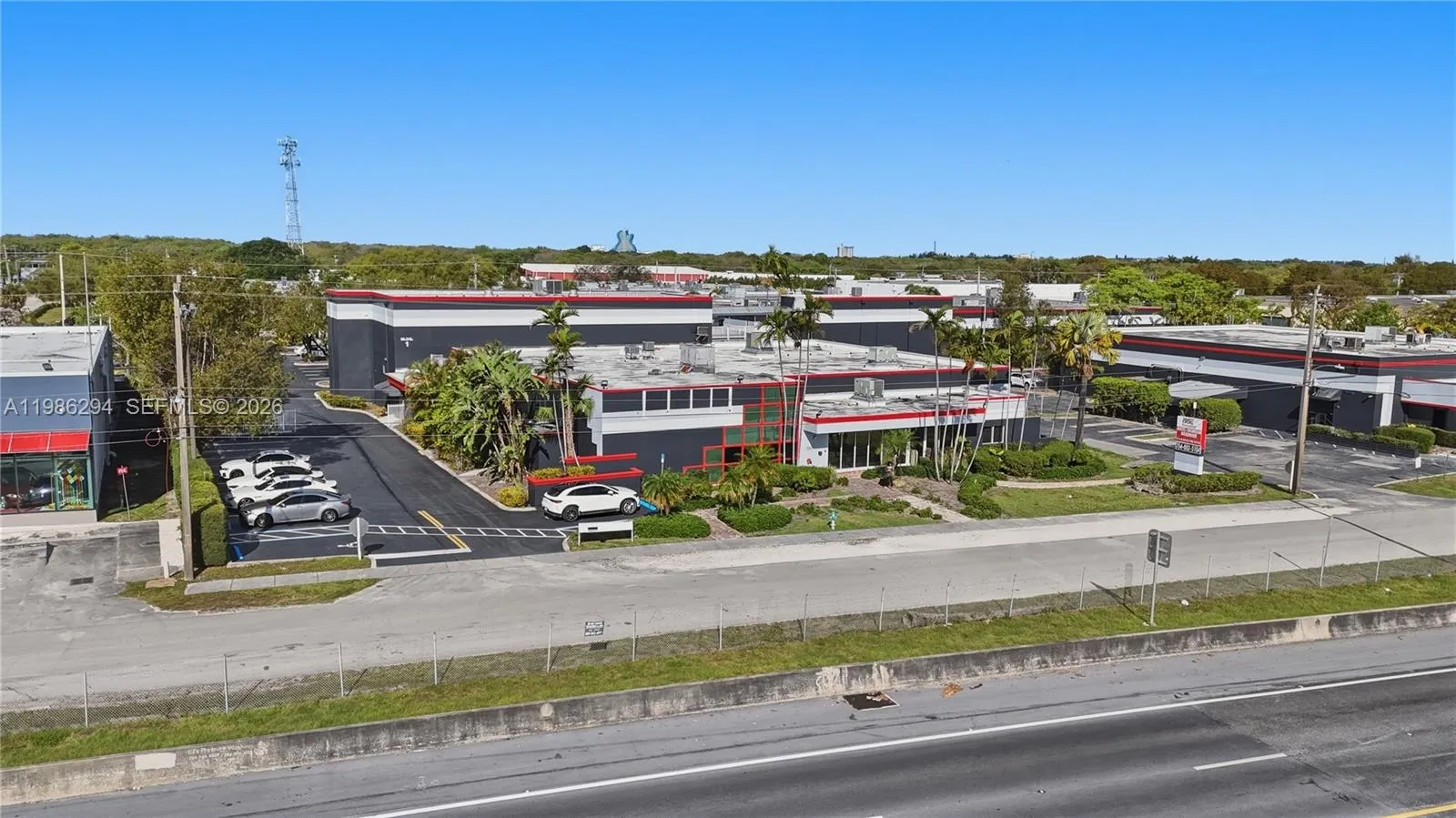 Foto de propiedad en 2950 N 28th Terrace, Hollywood, FL 33020 Hollywood con MLS# 