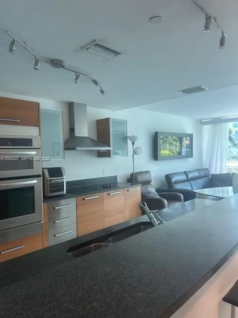 En Renta 2950 NE 188th Street 247, Aventura, FL 33180, Aventura, FL 33180