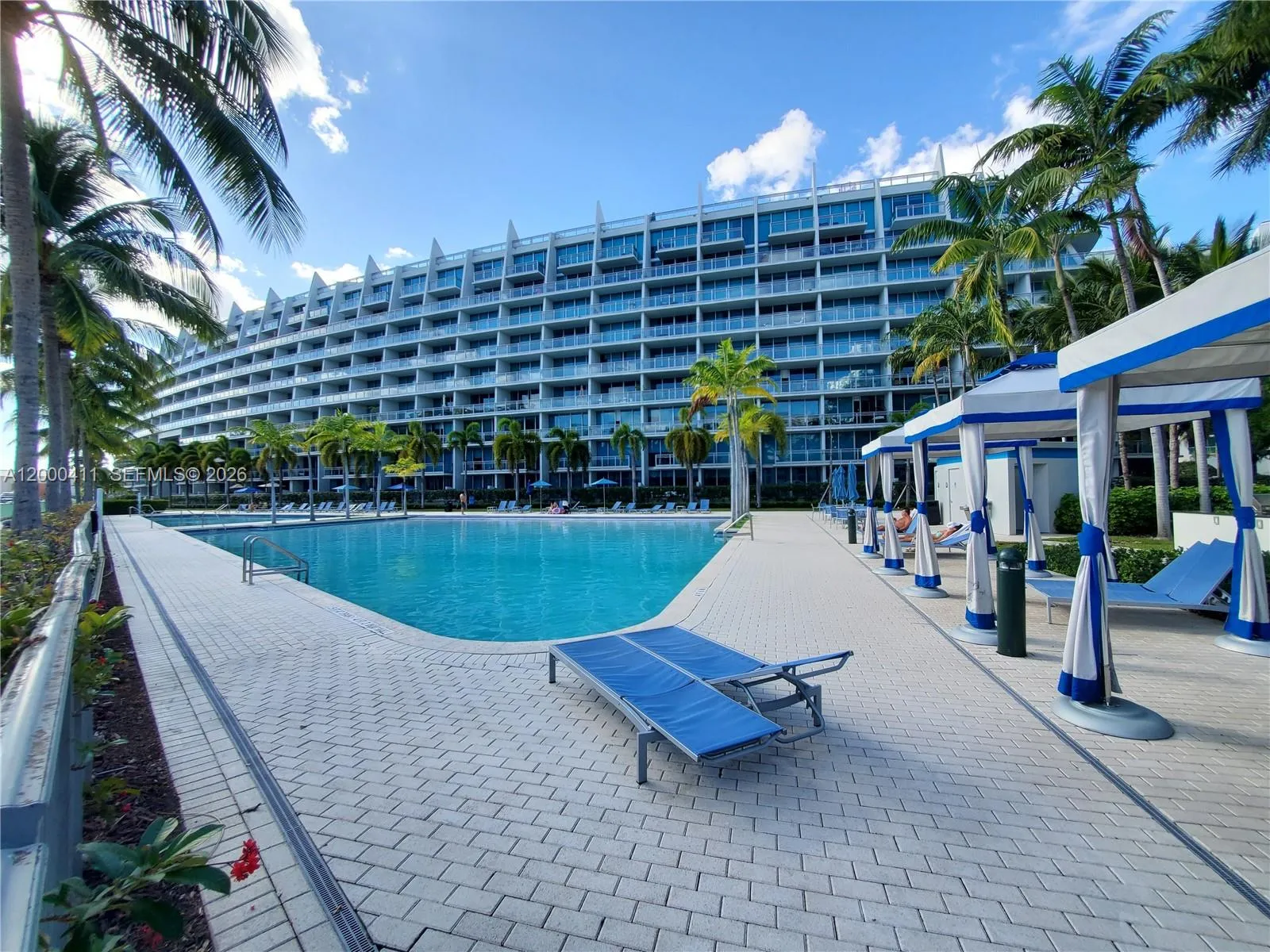 Foto de propiedad en 2950 NE 188th Street 401, Aventura, FL 33180 Aventura con MLS# 