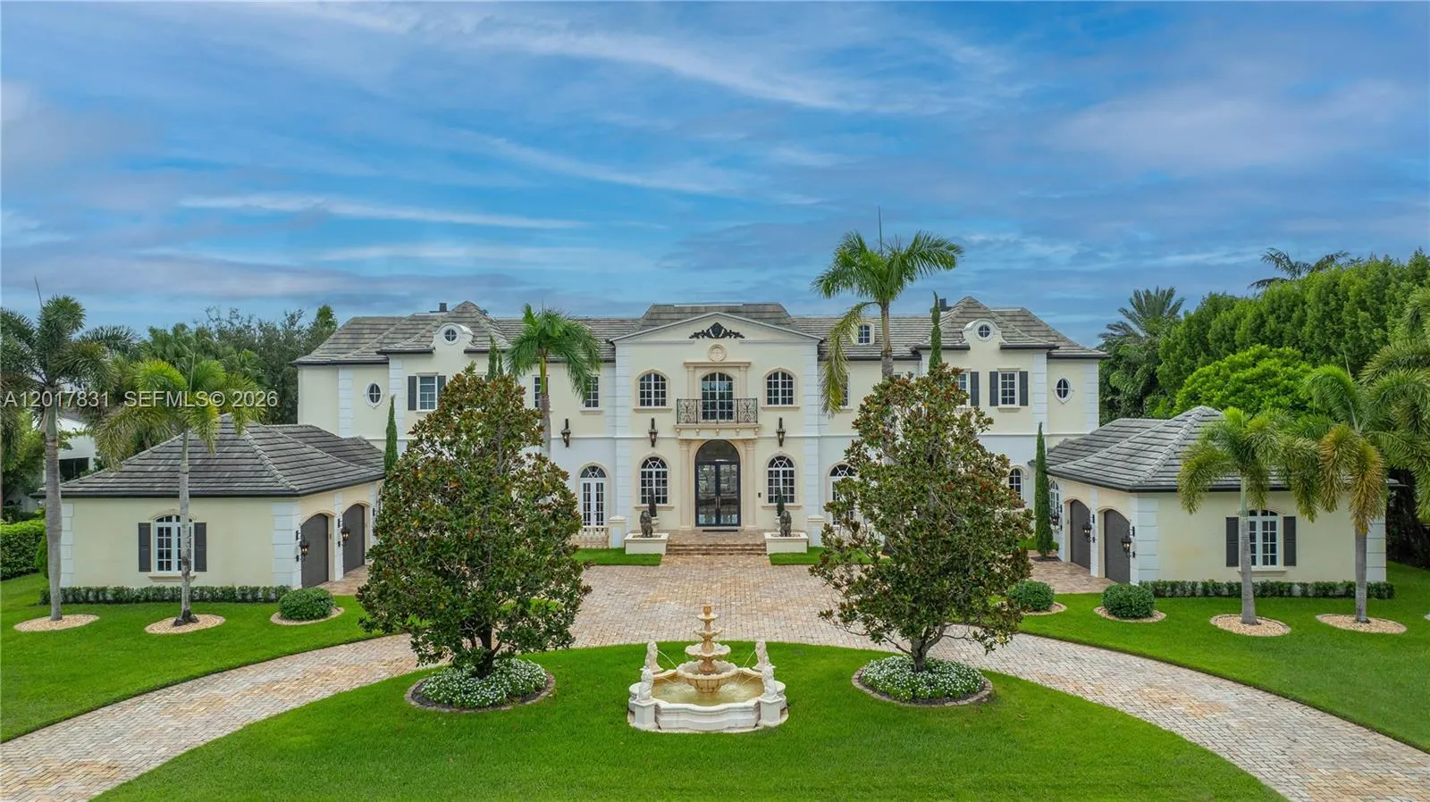 Foto de propiedad en 2951 Lake Ridge Lane, Weston, FL 33332 Weston con MLS# 