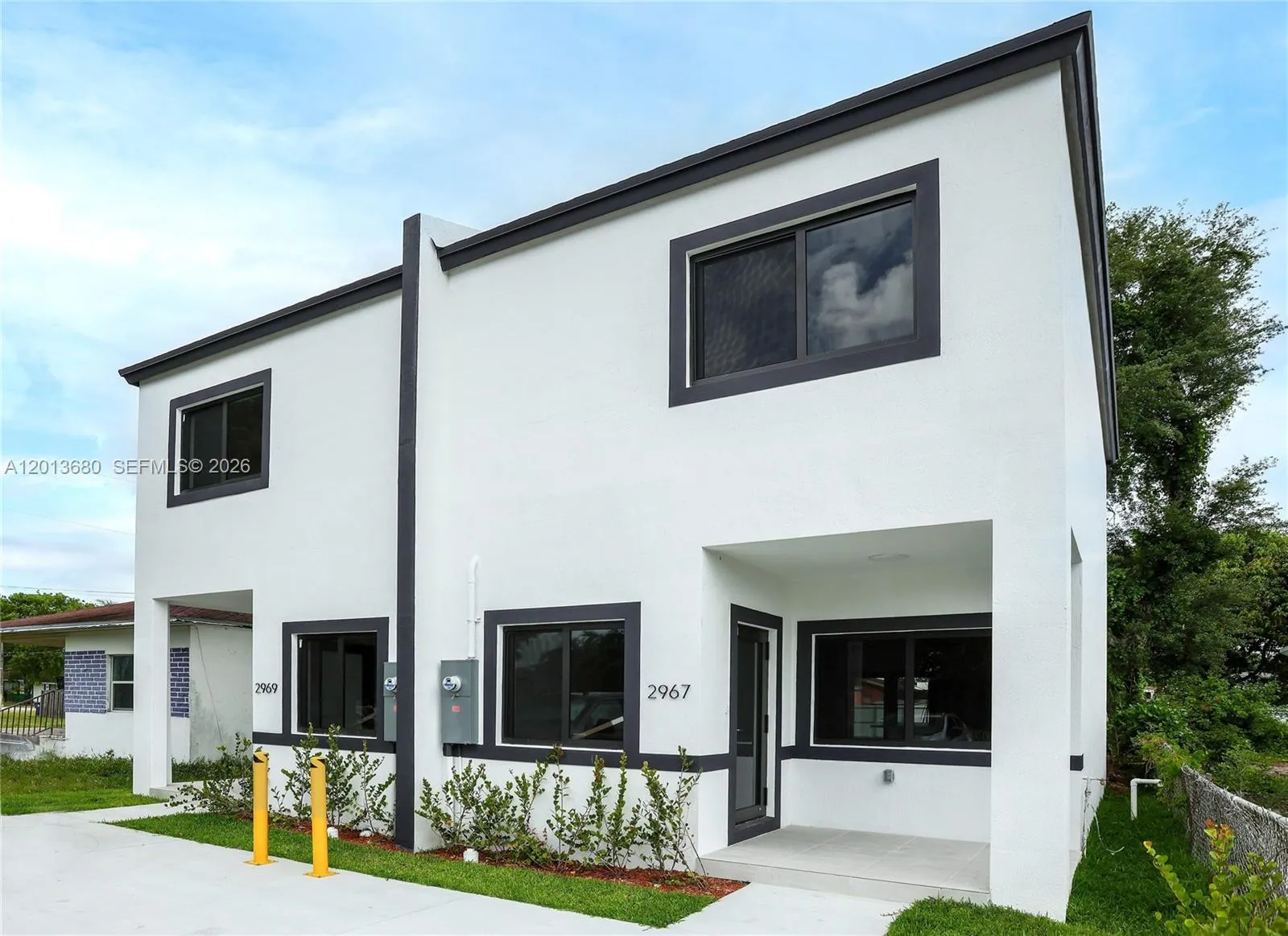 Foto de propiedad en 2967 NW 59 Street, Miami, FL 33142 Miami con MLS# 