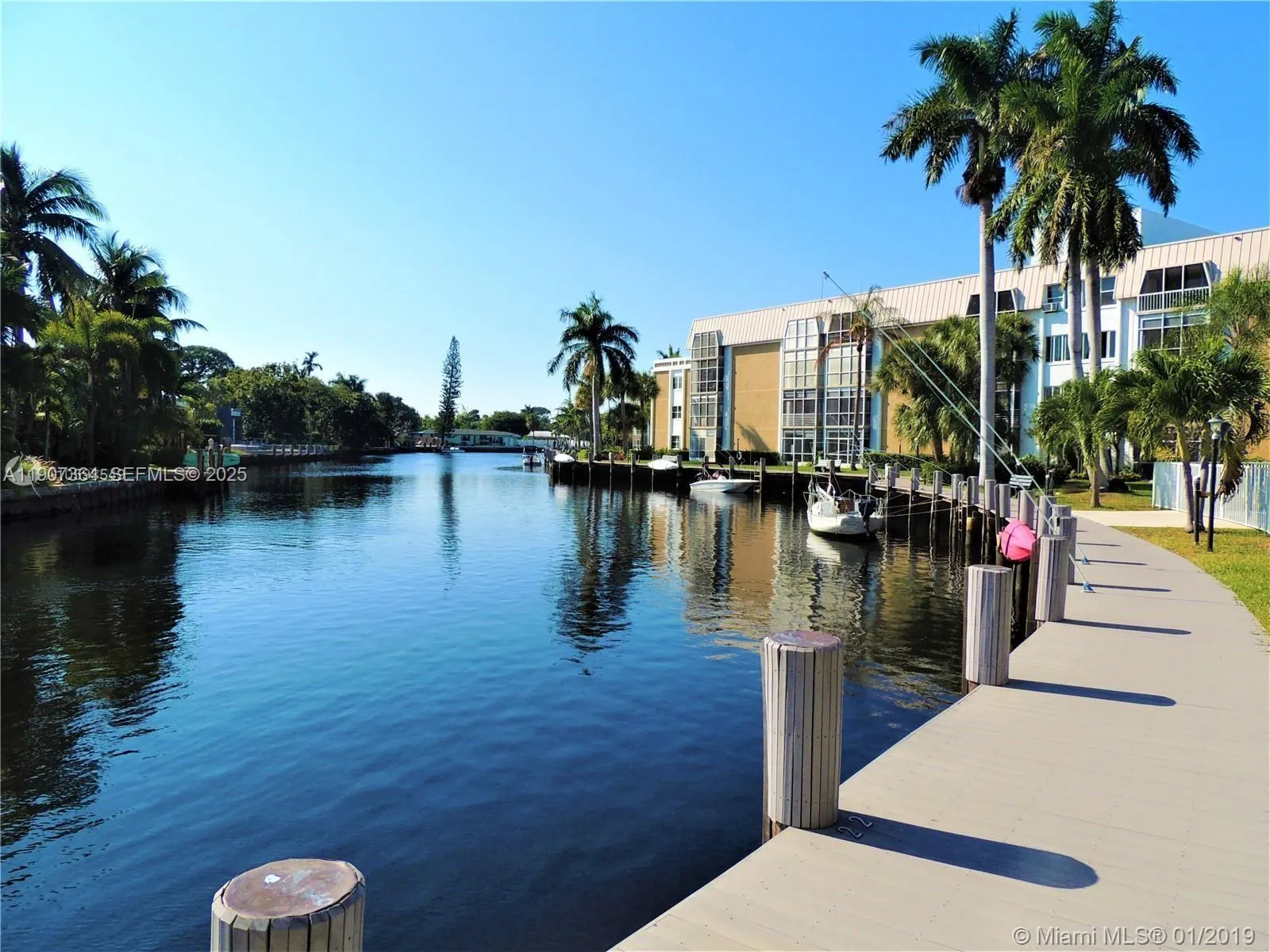 Foto de propiedad en 2970 NE 16th Avenue 413, Oakland Park, FL 33334 Oakland Park con MLS# 