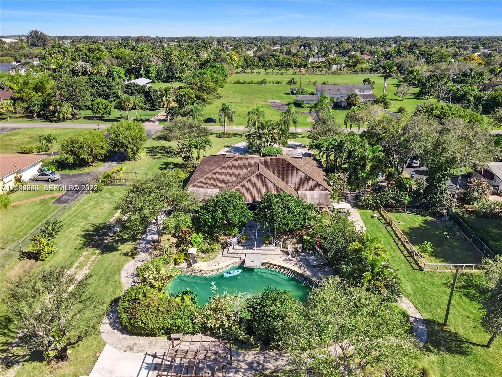 Foto de propiedad en 29710 SW 183rd Court, Homestead, FL 33030 Homestead con MLS# 