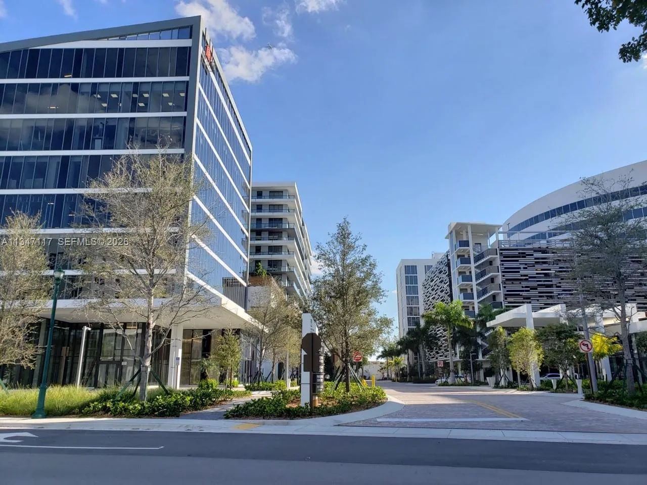 Foto de propiedad en 2980 NE 207th Street 336, Aventura, FL 33180 Aventura con MLS# 