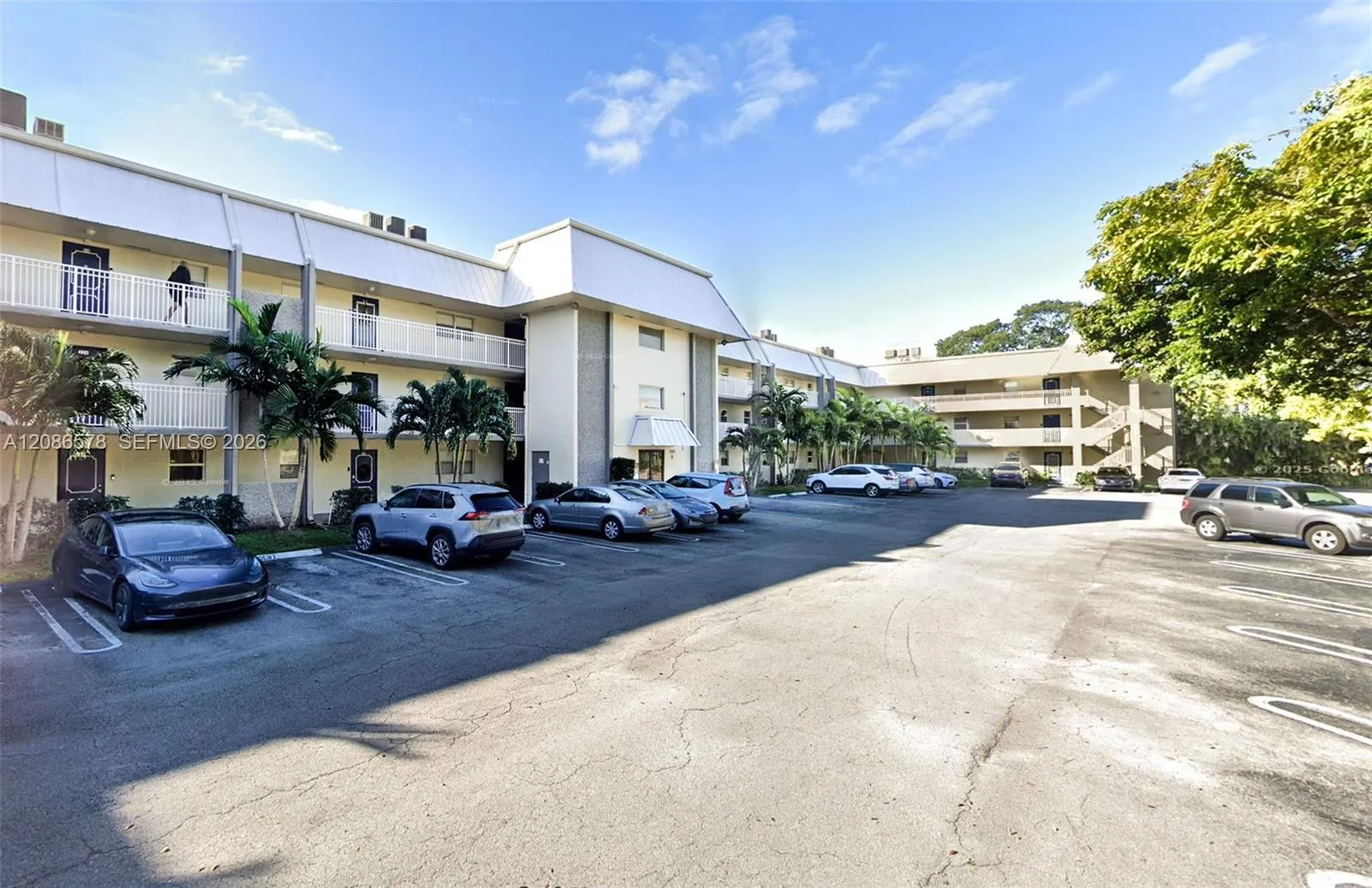 En Venta 2980 Riverside Drive 227-3, Coral Springs, FL 33065, Coral Springs, FL 33065