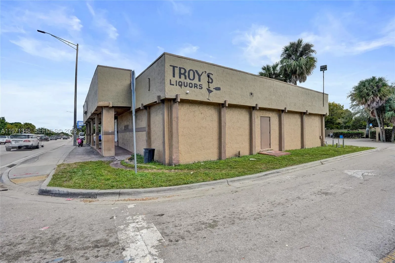 En Venta 2990 W Sunrise Boulevard, Fort Lauderdale, FL 33311, Fort Lauderdale, FL 33311