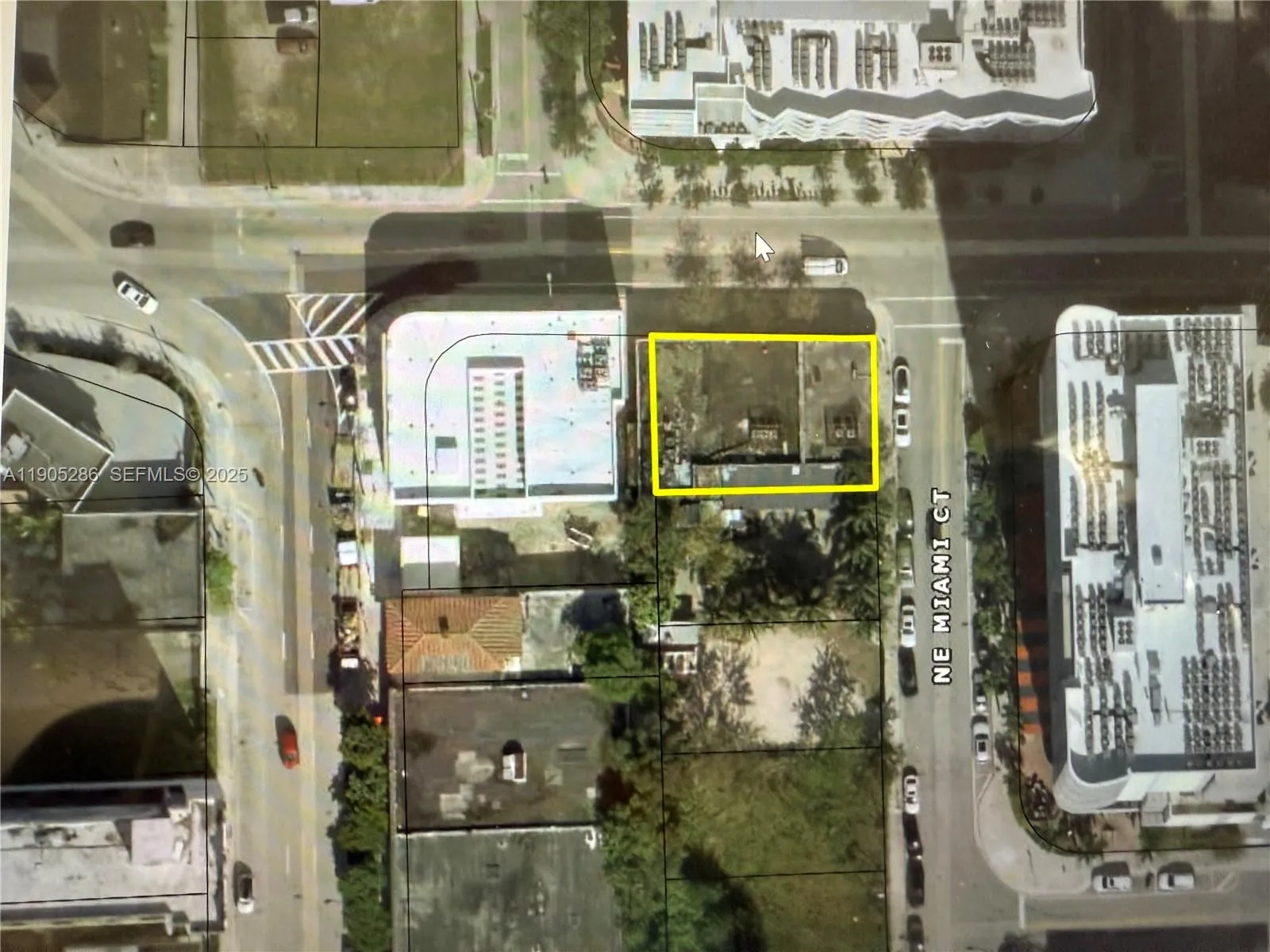 Foto de propiedad en 30 NE 14 Street, Miami, FL 33132 Miami con MLS# 