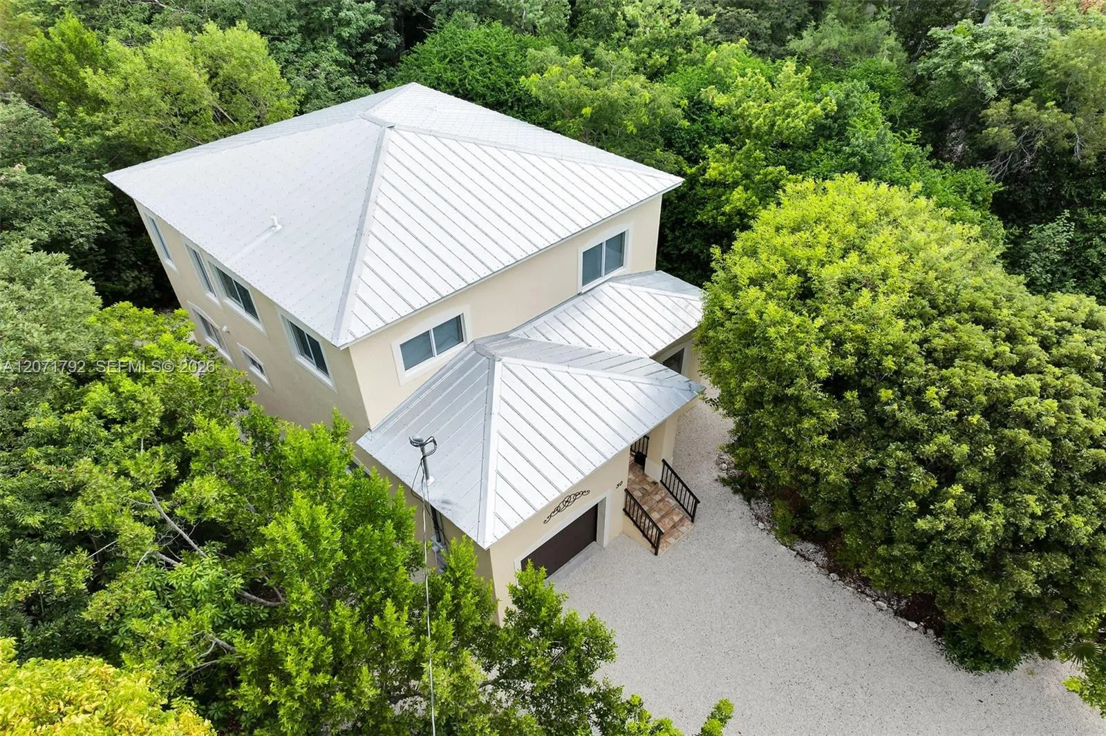 Foto de propiedad en 30 Seagate Boulevard, Key Largo, FL 33037 Key Largo con MLS# 
