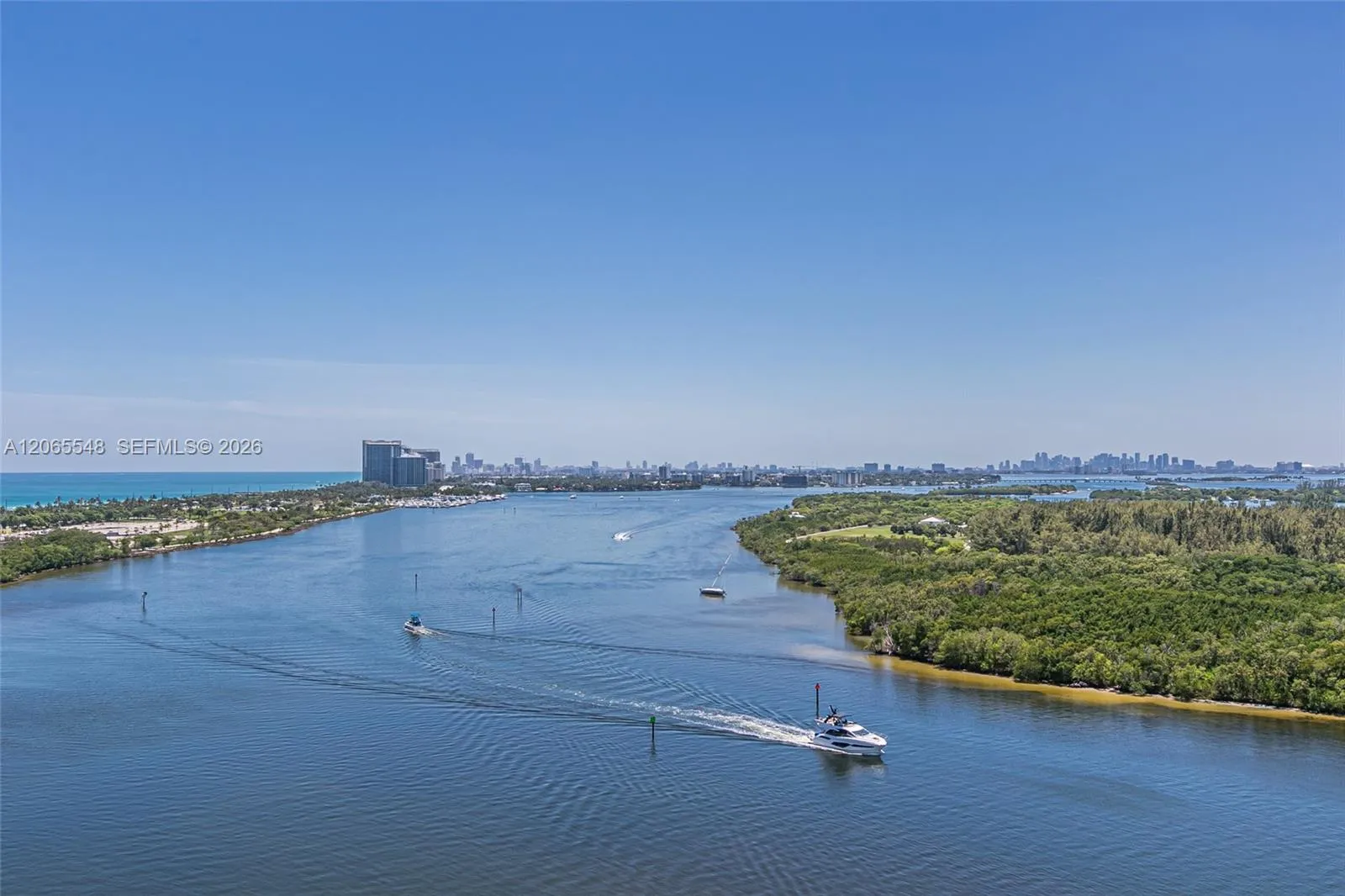 Foto de propiedad en 300 Bayview Drive 1914, Sunny Isles Beach, FL 33160 Sunny Isles Beach con MLS# 