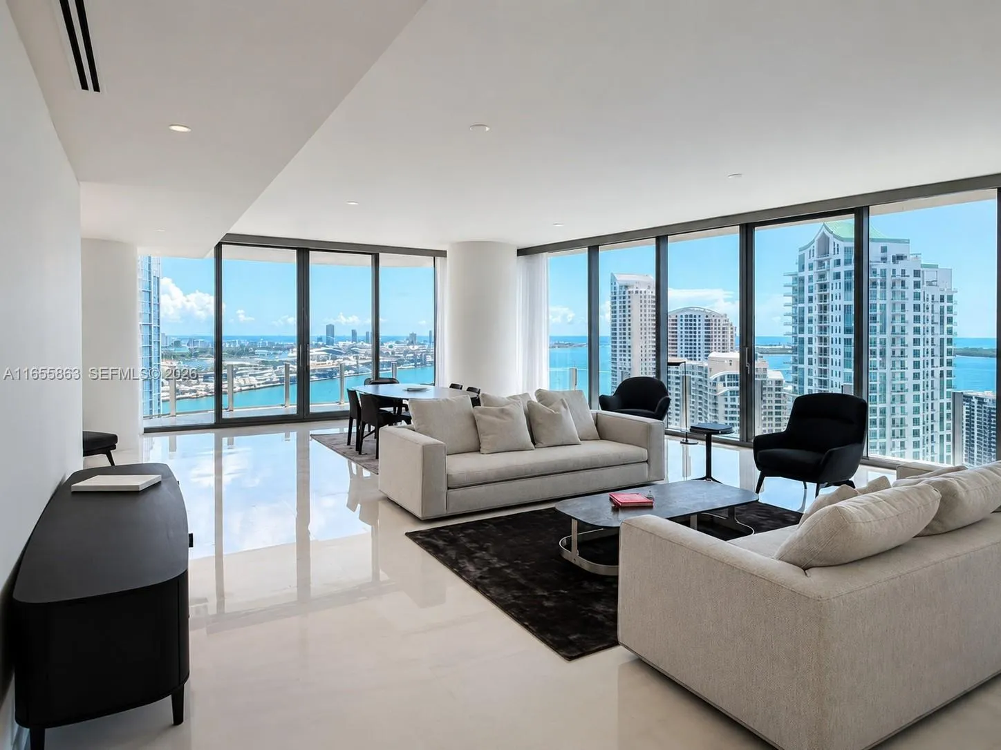 Foto de propiedad en 300 Biscayne Blvd Way 3201, Miami, FL 33131 Miami con MLS# 