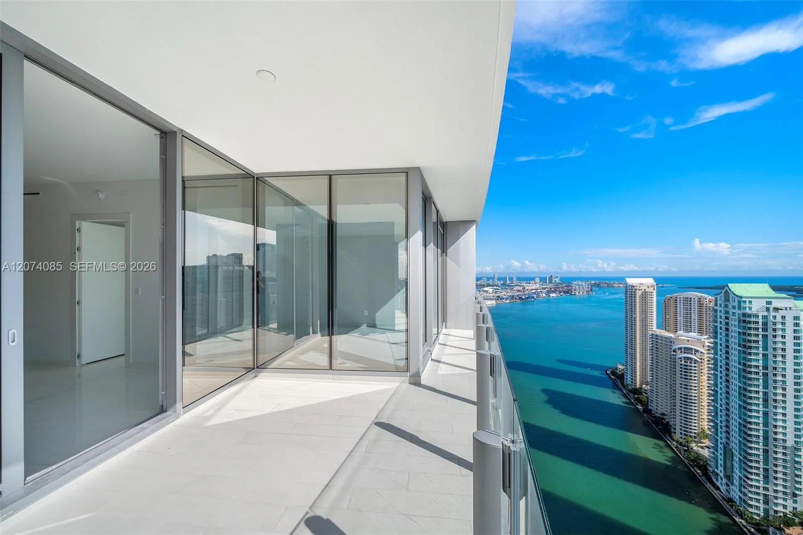 En Venta 300 Biscayne Blvd Way 4605, Miami, FL 33131, Miami, FL 33131