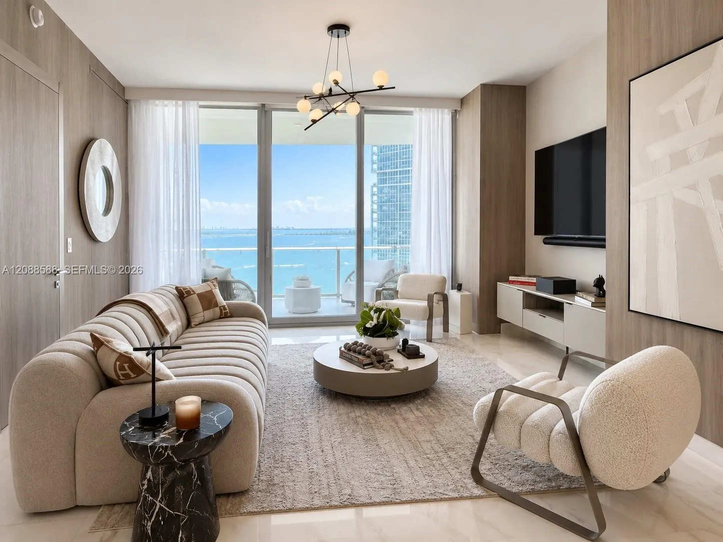 En Venta 300 Biscayne Boulevard Way 1605W, Miami, FL 33131, Miami, FL 33131