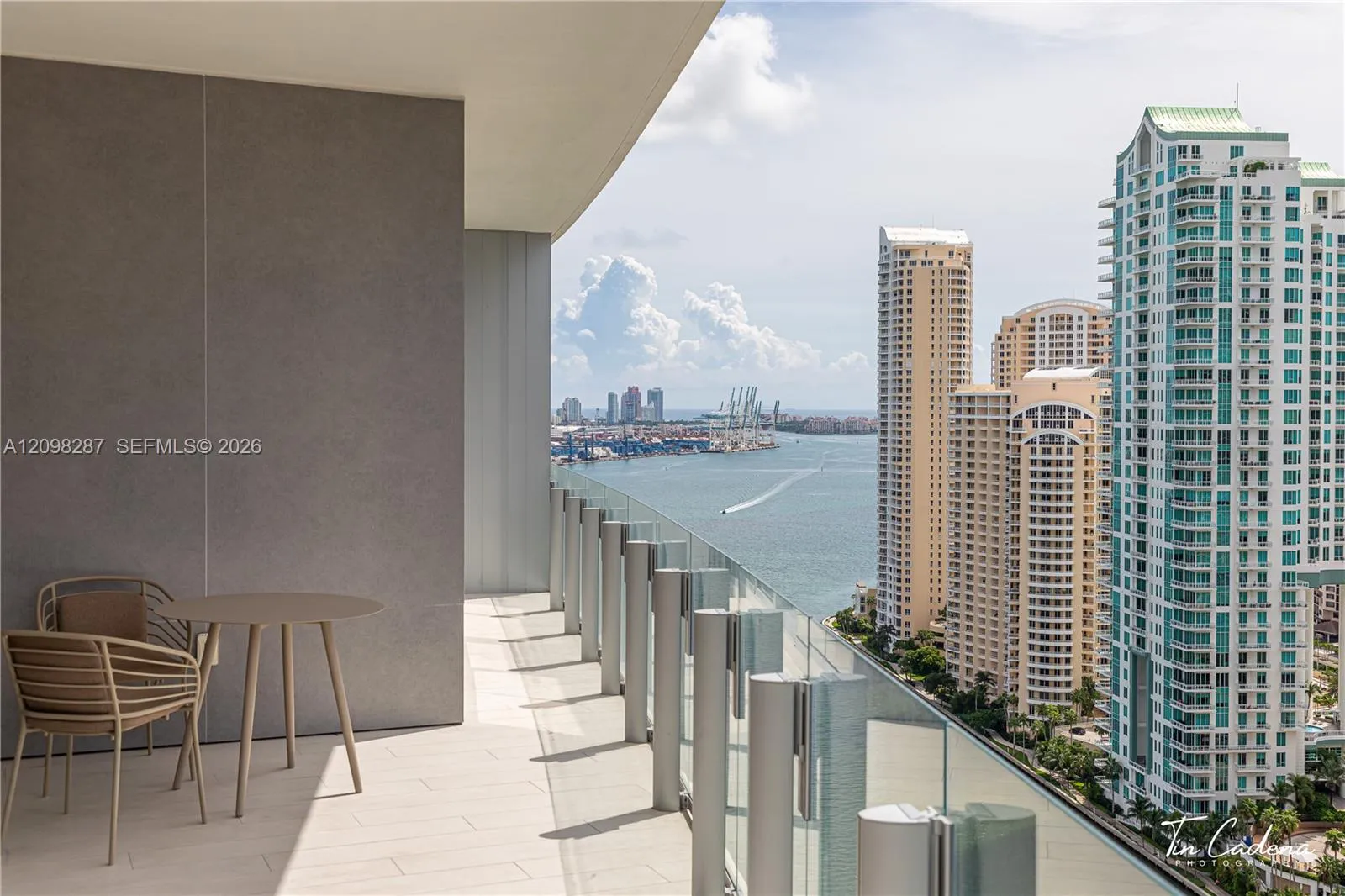 En Renta 300 Biscayne Boulevard Way 2606W, Miami, FL 33131, Miami, FL 33131