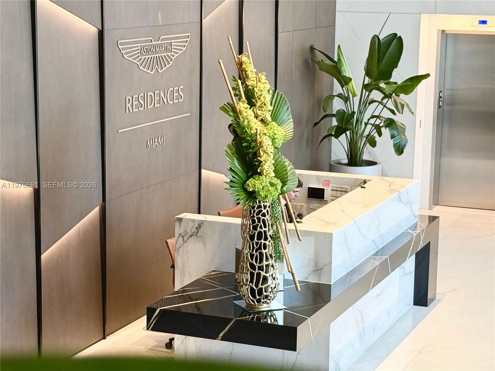 Foto de propiedad en 300 Biscayne Boulevard Way 3608W, Miami, FL 33131 Miami con MLS# 