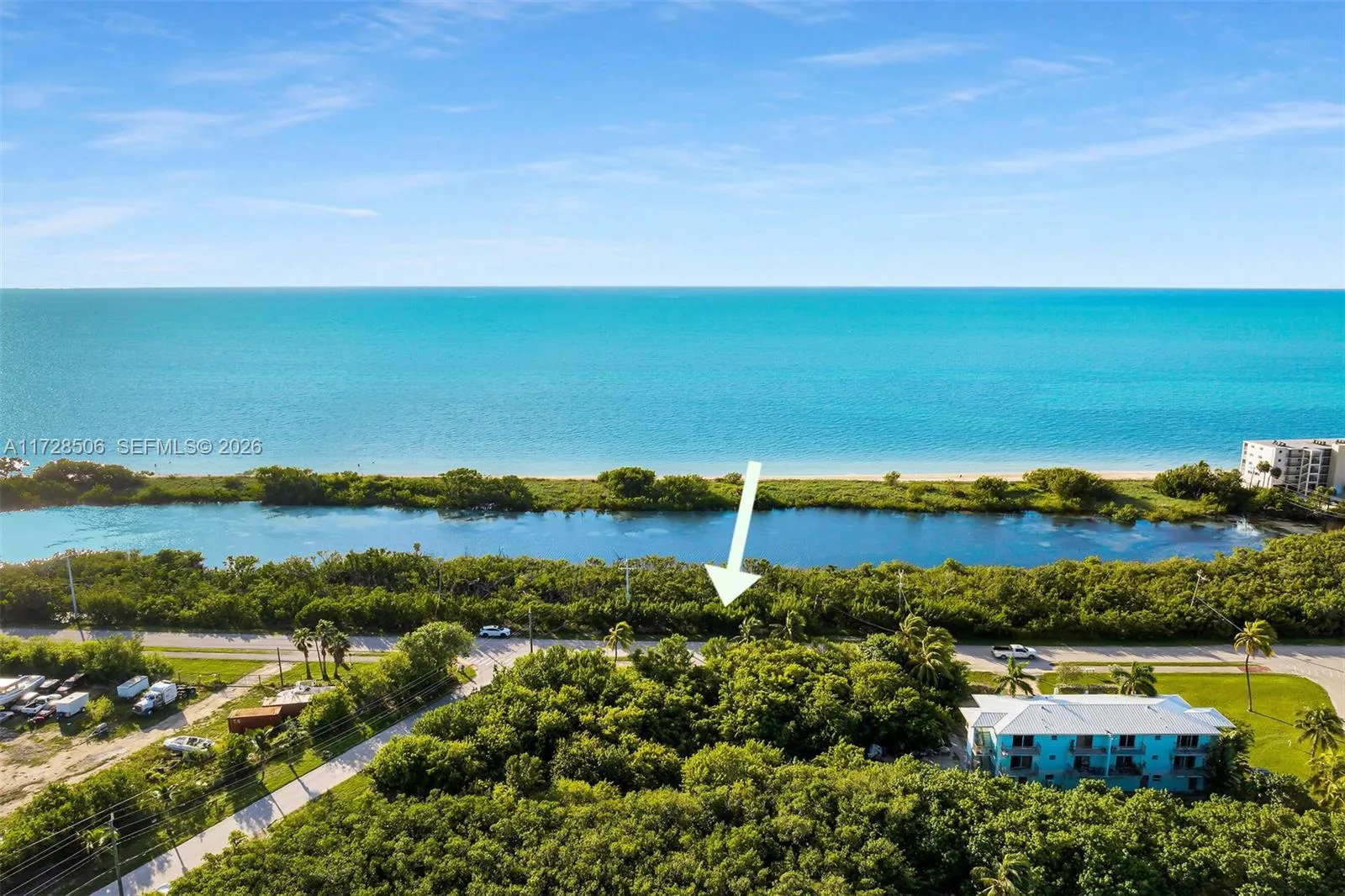 Foto de propiedad en 300 Coco Plum, Marathon, FL 33050 Marathon con MLS# 