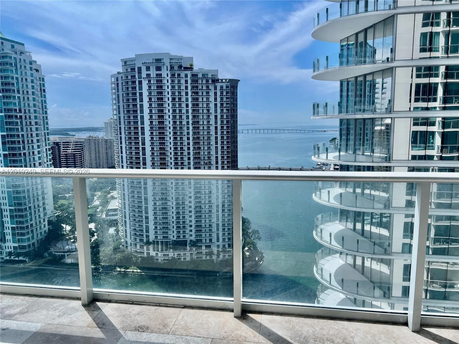 Foto de propiedad en 300 S Biscayne Boulevard 2606, Miami, FL 33131 Miami con MLS#