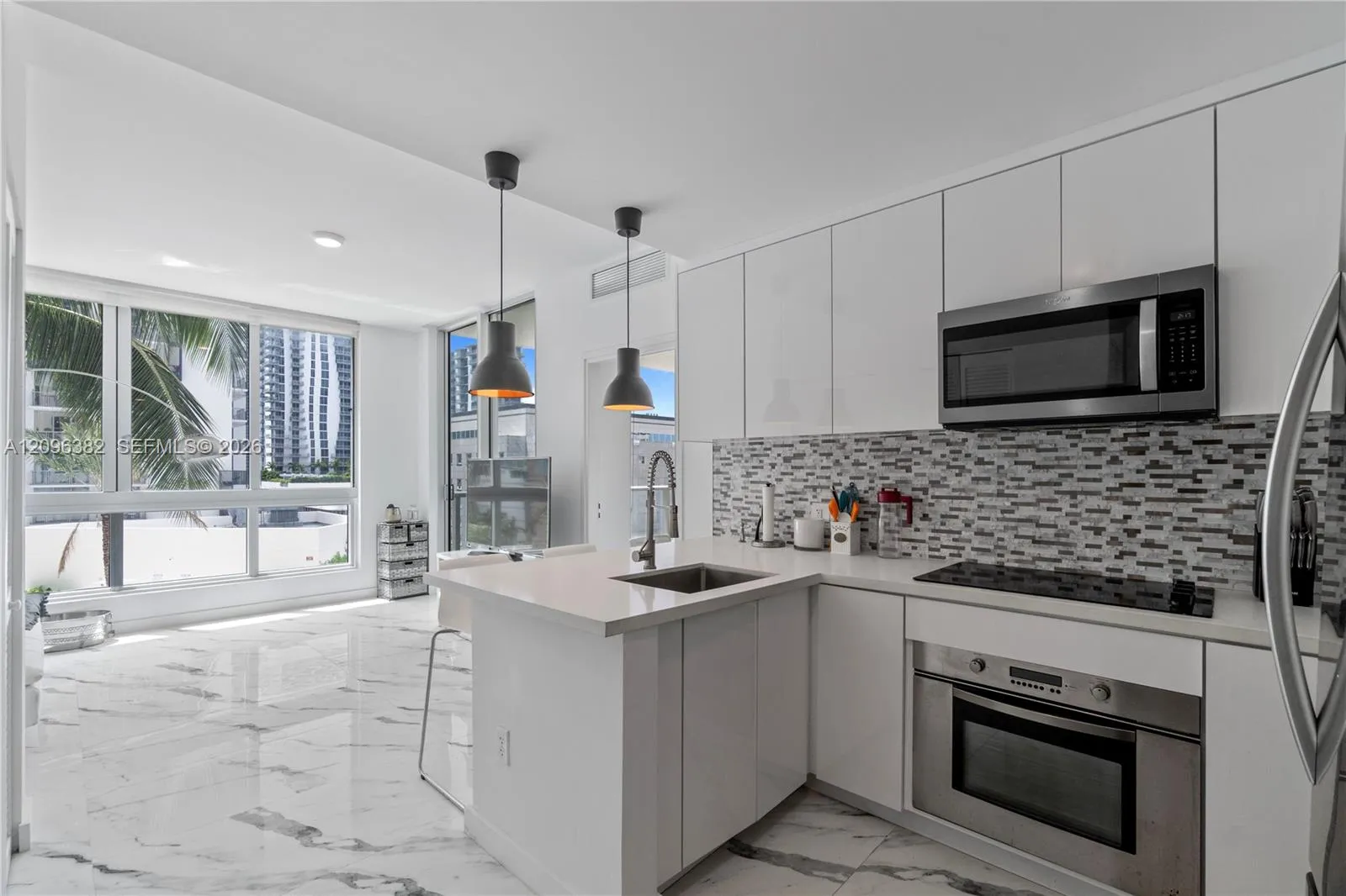 En Renta 300 S Biscayne Boulevard T-1411, Miami, FL 33131, Miami, FL 33131