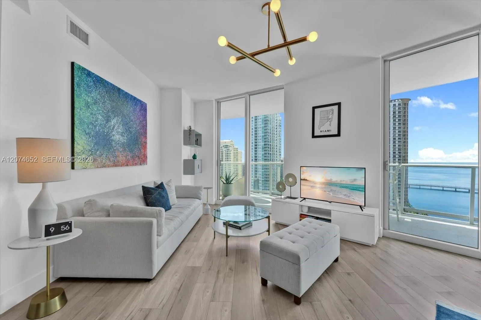 Foto de propiedad en 300 S Biscayne Boulevard T-1708, Miami, FL 33131 Miami con MLS#