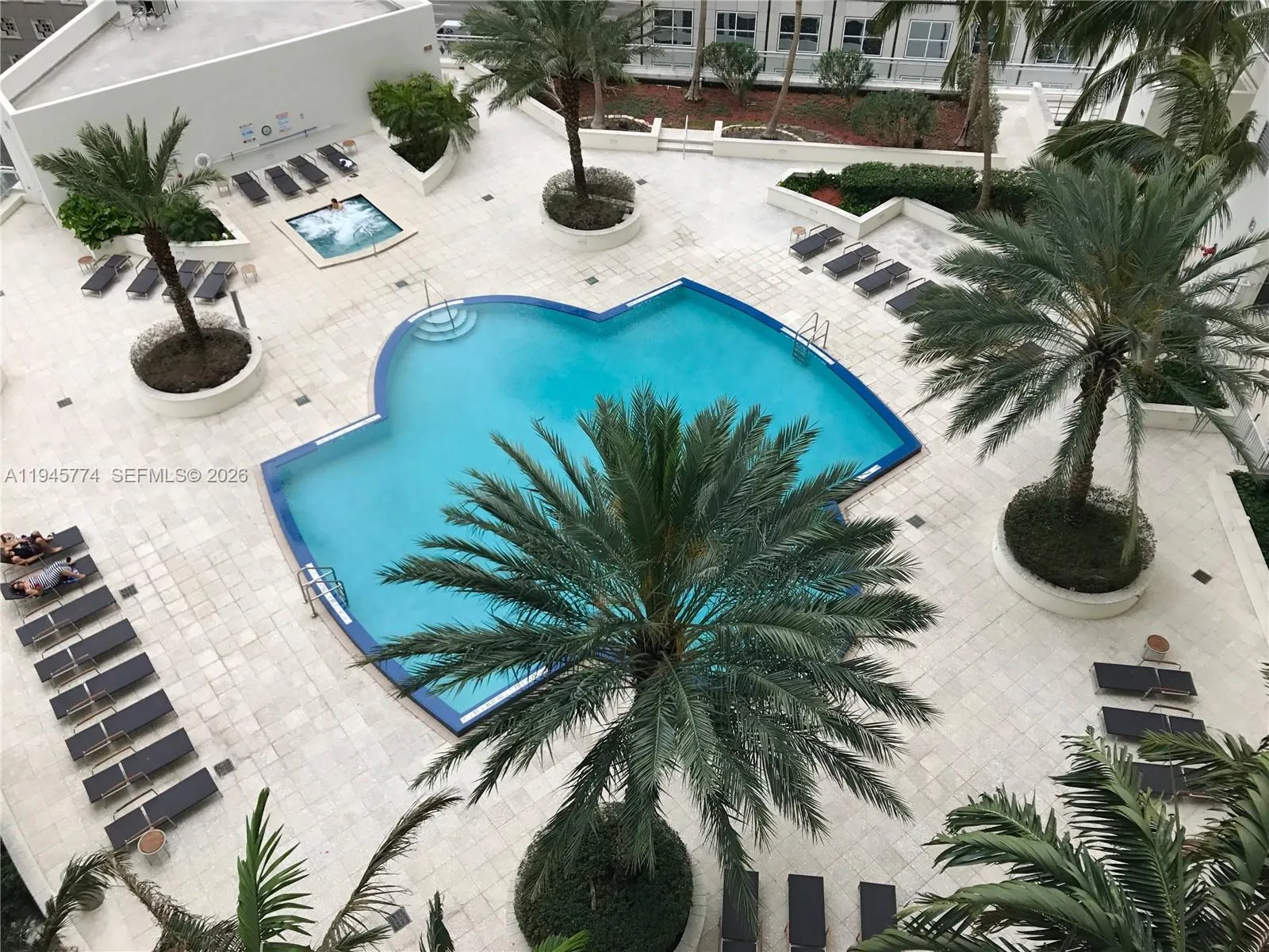 Foto de propiedad en 300 S Biscayne Boulevard T-1803, Miami, FL 33131 Miami con MLS# 