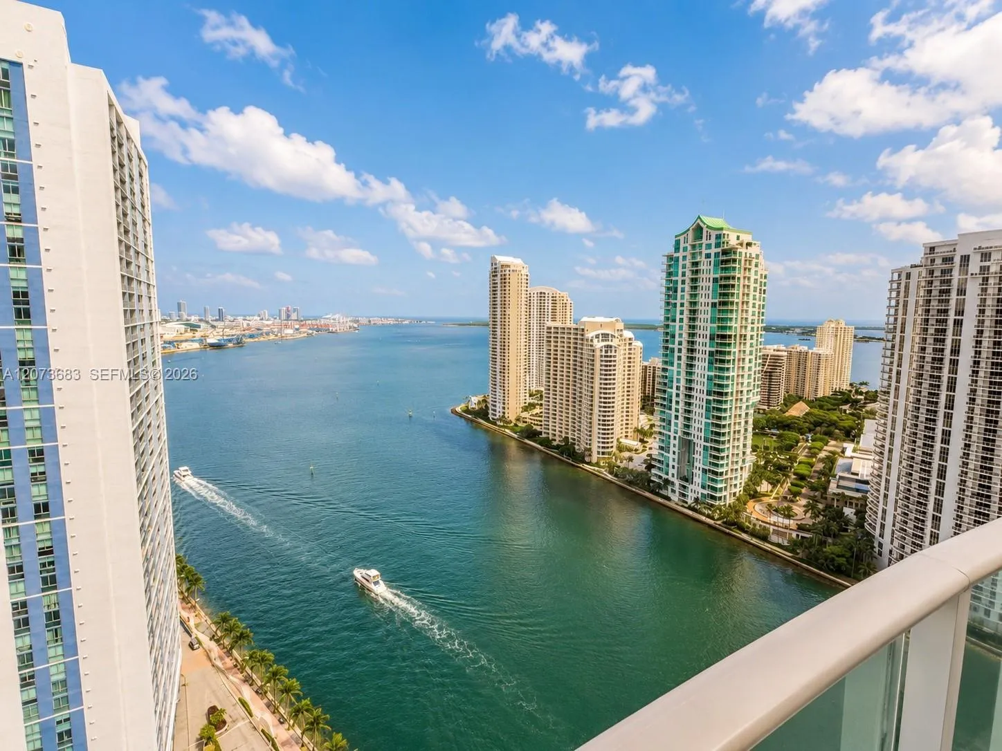 Foto de propiedad en 300 S Biscayne Boulevard T-2910, Miami, FL 33131 Miami con MLS#