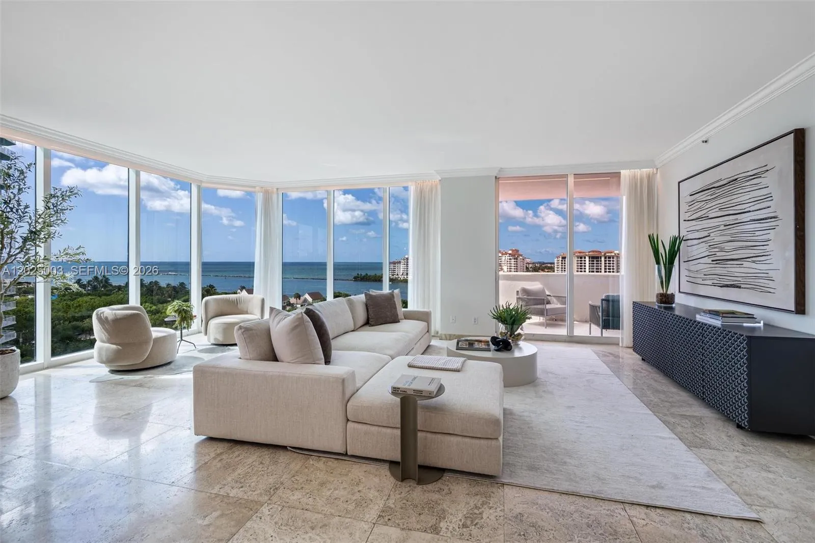 Vendido 300 S Pointe Drive 1001, Miami Beach, FL 33139, Miami Beach, FL 33139