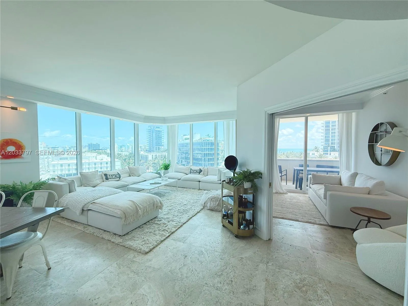 Foto de propiedad en 300 S Pointe Drive 705, Miami Beach, FL 33139 Miami Beach con MLS#
