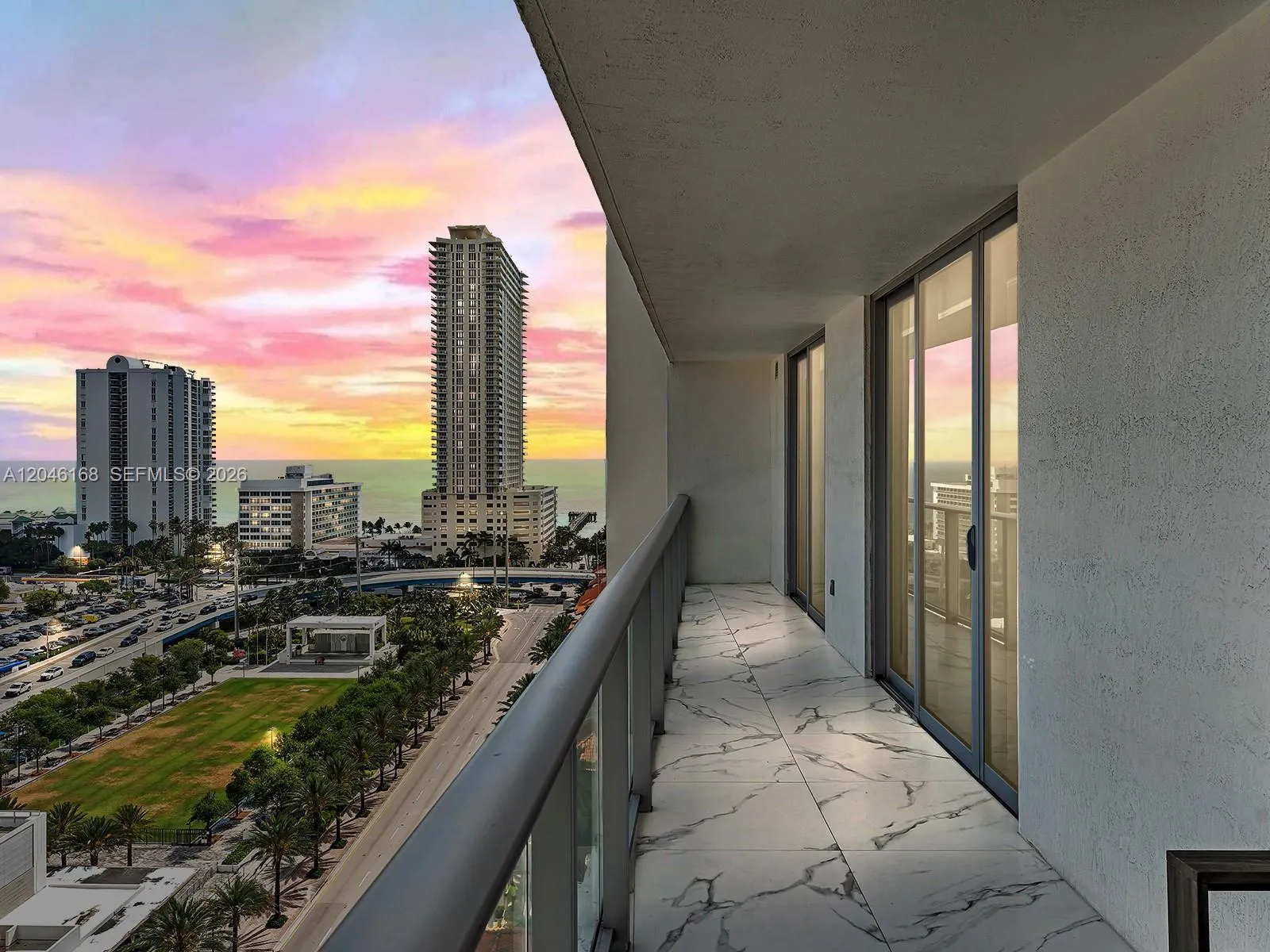 Foto de propiedad en 300 Sunny Isles Boulevard 4-1503, Sunny Isles Beach, FL 33160 Sunny Isles Beach con MLS# 