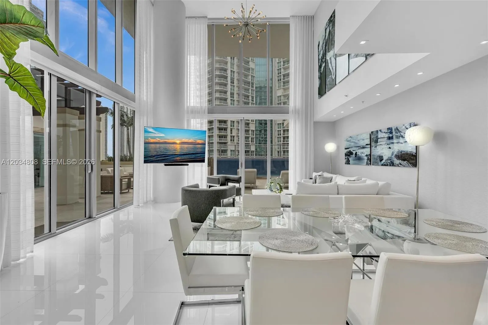 Foto de propiedad en 300 Sunny Isles Boulevard 4-502, Sunny Isles Beach, FL 33160 Sunny Isles Beach con MLS# 