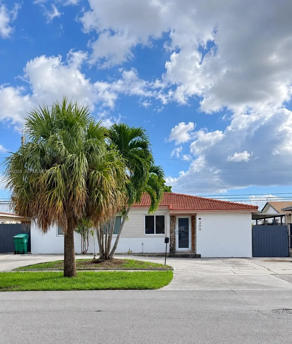 En Venta 300 SW 69th Avenue, Miami, FL 33144, Miami, FL 33144