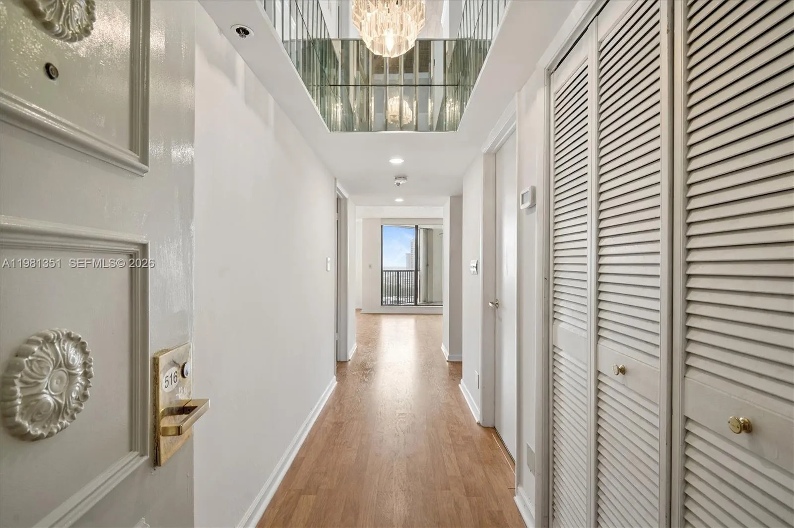 Foto de propiedad en 300 Three Islands Boulevard 516, Hallandale Beach, FL 33009 Hallandale Beach con MLS# 