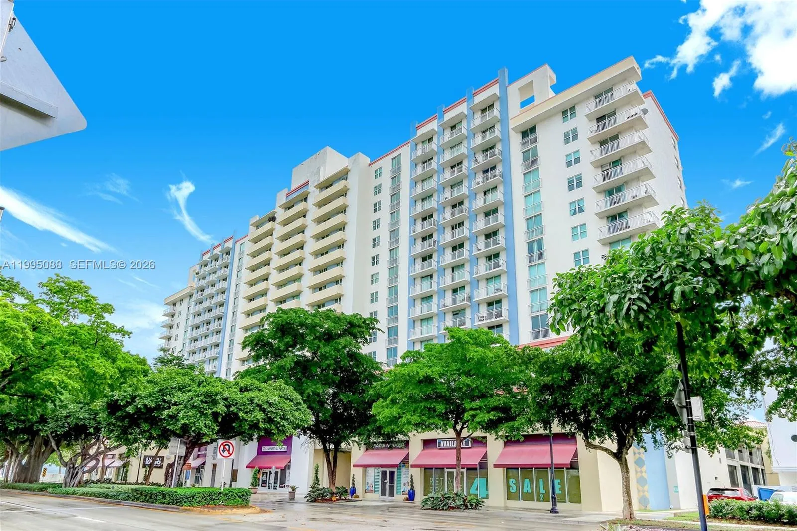 Foto de propiedad en 3000 Coral Way 1512, Miami, FL 33145 Miami con MLS# 