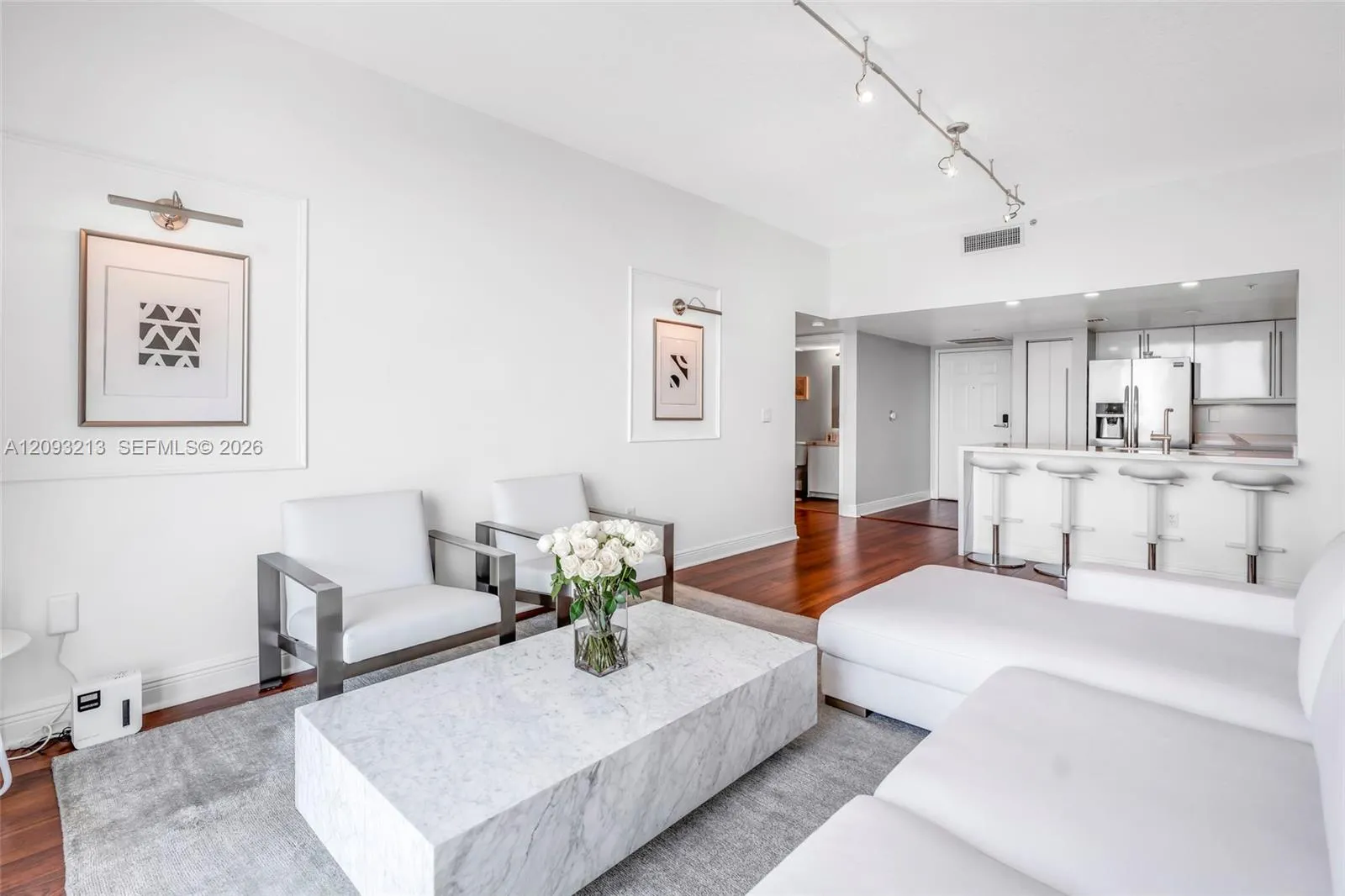En Venta 3000 Coral Way 1610, Miami, FL 33145, Miami, FL 33145