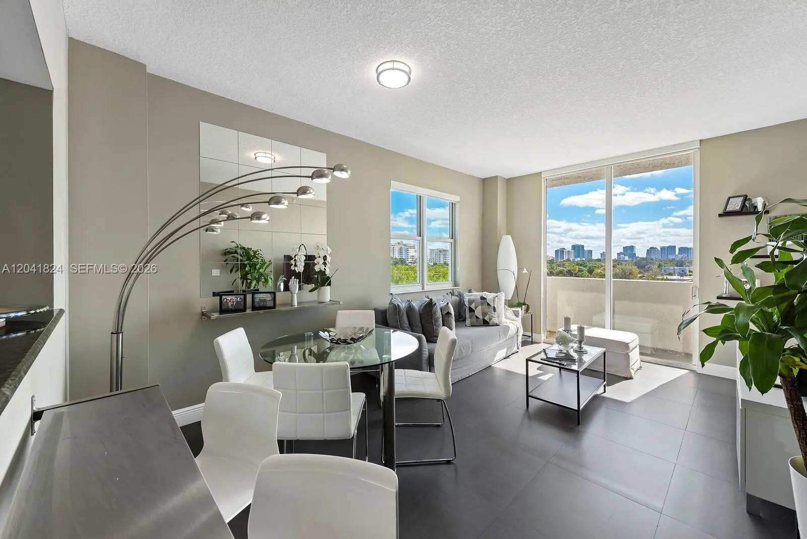 En Renta 3000 Coral Way 416, Miami, FL 33145, Miami, FL 33145