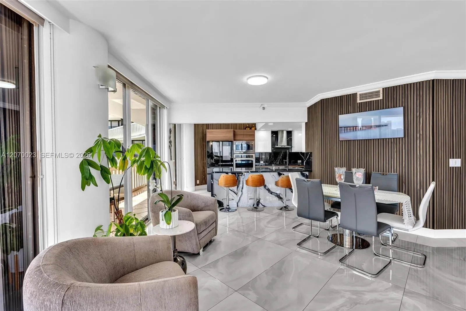 Foto de propiedad en 3000 Island Boulevard 1106, Aventura, FL 33160 Aventura con MLS#