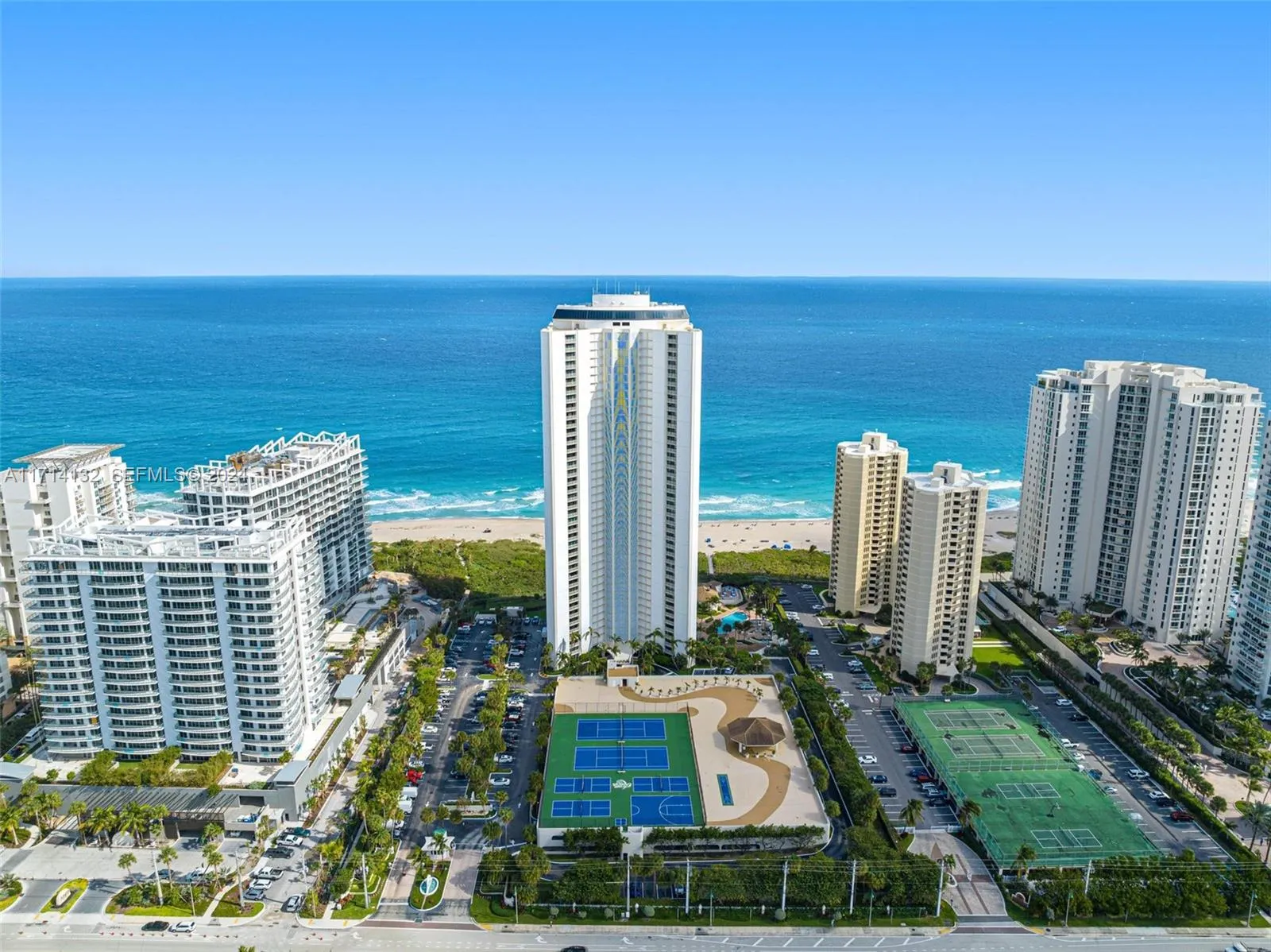 Foto de propiedad en 3000 N Ocean Drive 20A, Riviera Beach, FL 33404 Riviera Beach con MLS# 