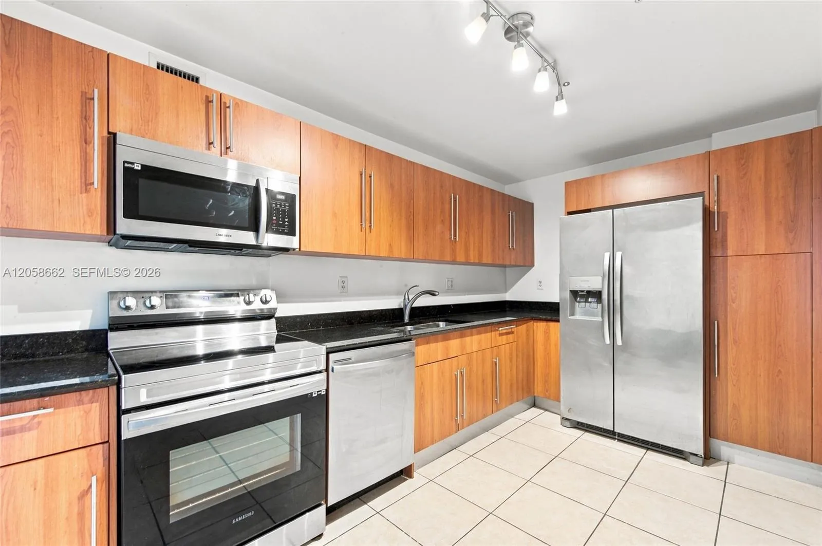 Foto de propiedad en 3000 S Ocean Drive 518, Hollywood, FL 33019 Hollywood con MLS#