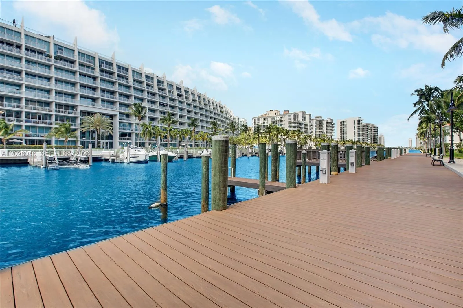 Foto de propiedad en 3001 NE 185th Street 610, Aventura, FL 33180 Aventura con MLS# 