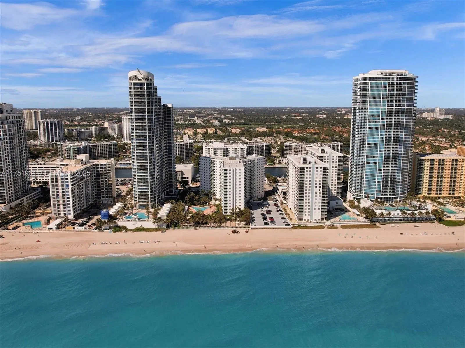 Foto de propiedad en 3001 S Ocean Drive 1001, Hollywood, FL 33019 Hollywood con MLS# 