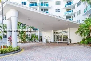 Foto de propiedad en 3001 S Ocean Drive 721, Hollywood, FL 33019 Hollywood con MLS# 