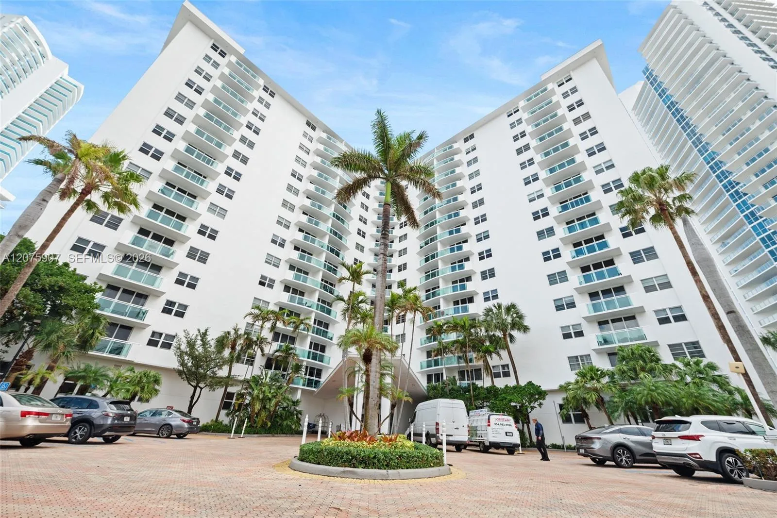 Foto de propiedad en 3001 S Ocean Drive 947, Hollywood, FL 33019 Hollywood con MLS# 