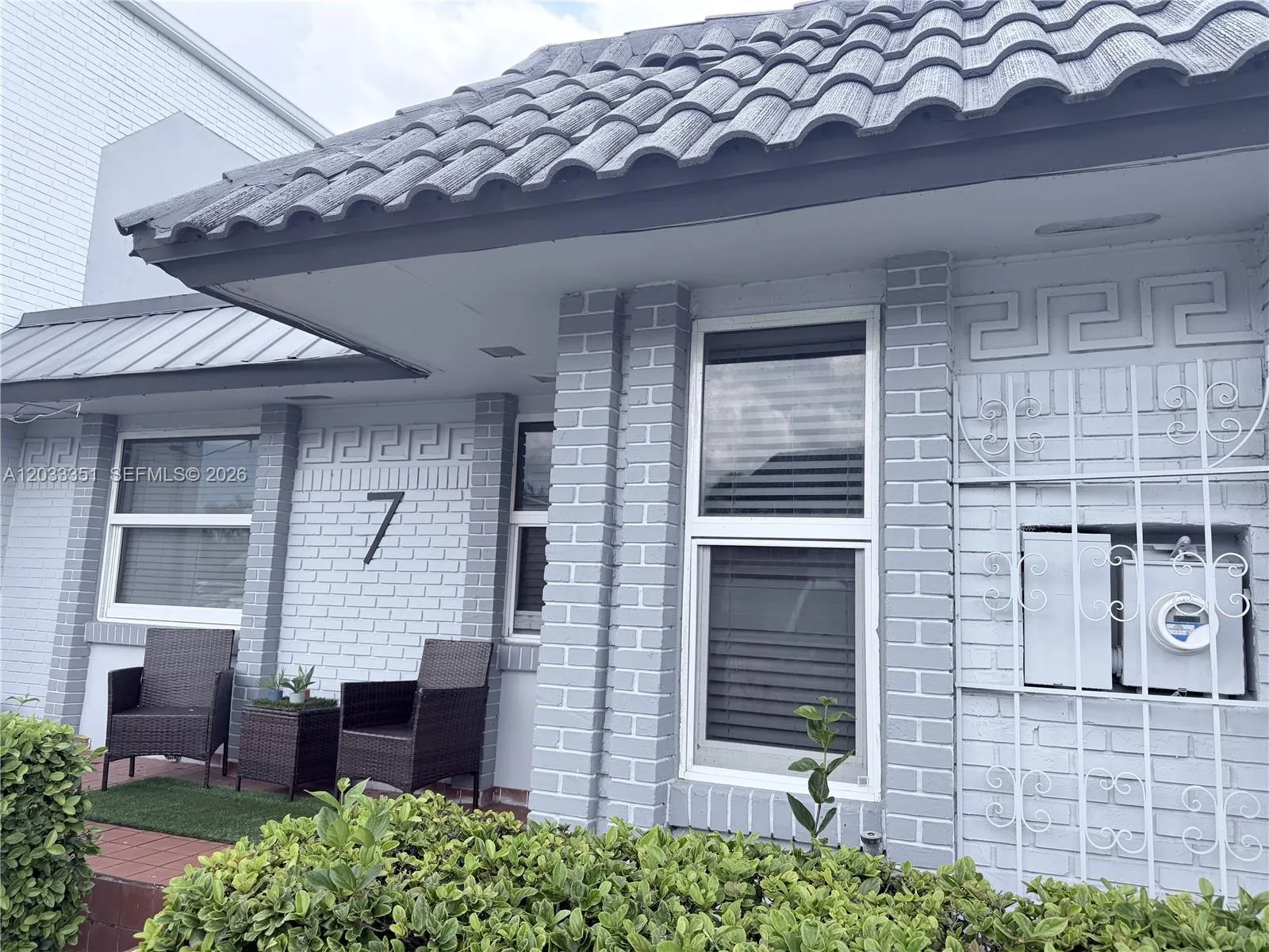 Foto de propiedad en 301 Bonaventure Boulevard 7, Weston, FL 33326 Weston con MLS# 