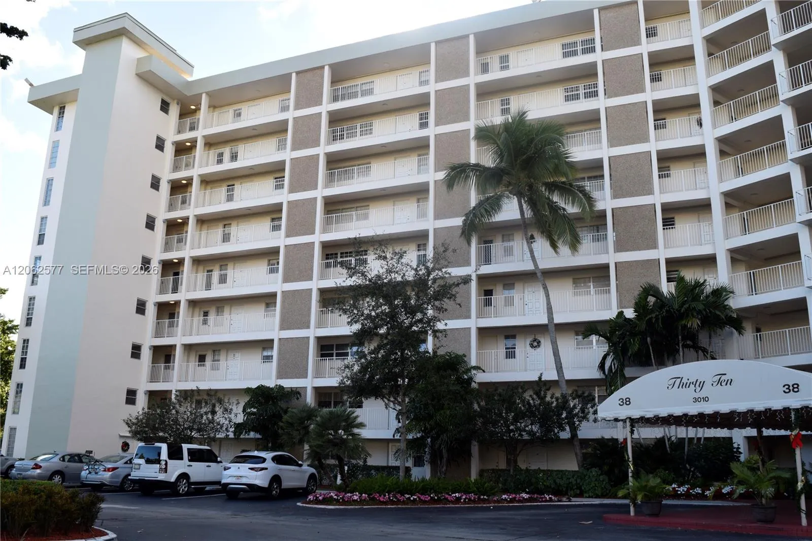 Foto de propiedad en 3010 N Course Drive 712, Pompano Beach, FL 33069 Pompano Beach con MLS# 
