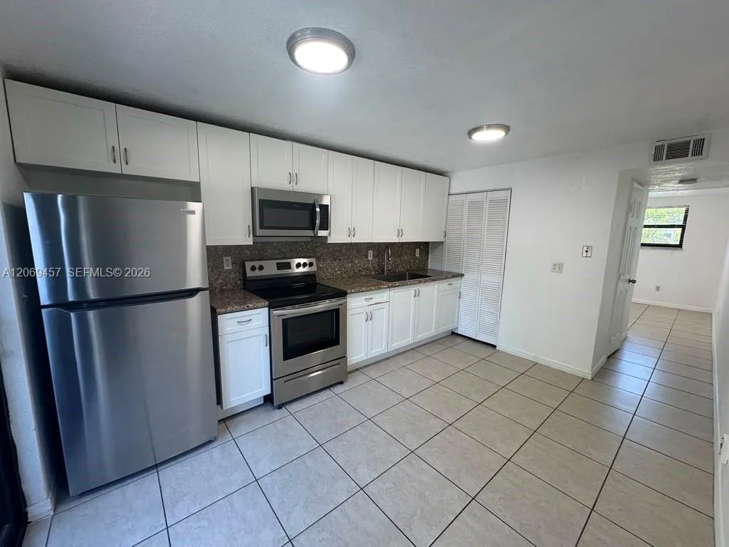 En Renta 3011 SW 1st Avenue 10, Miami, FL 33129, Miami, FL 33129