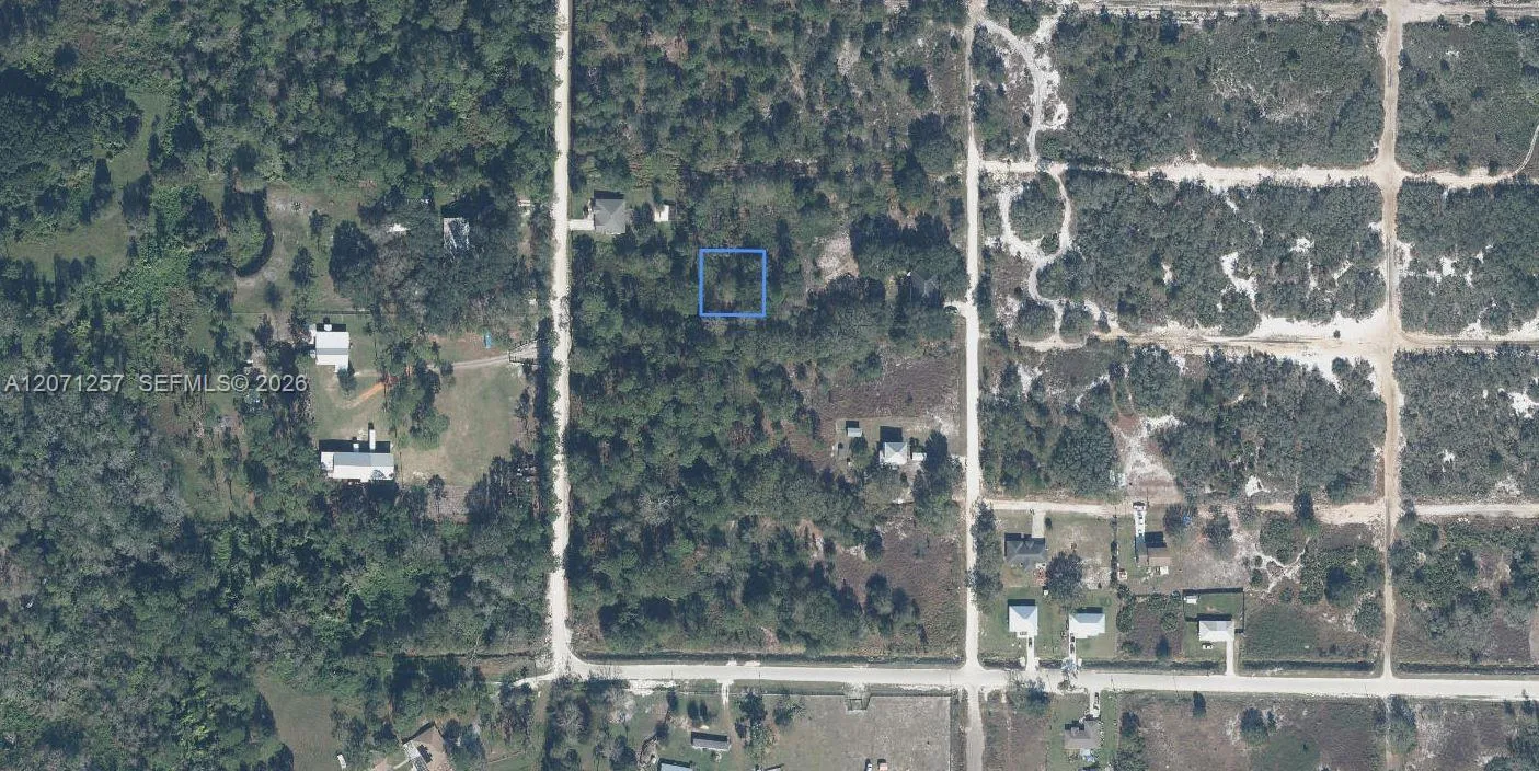 Foto de propiedad en 3018 W Redondo Road, Avon Park, FL 33825 Avon Park con MLS# 