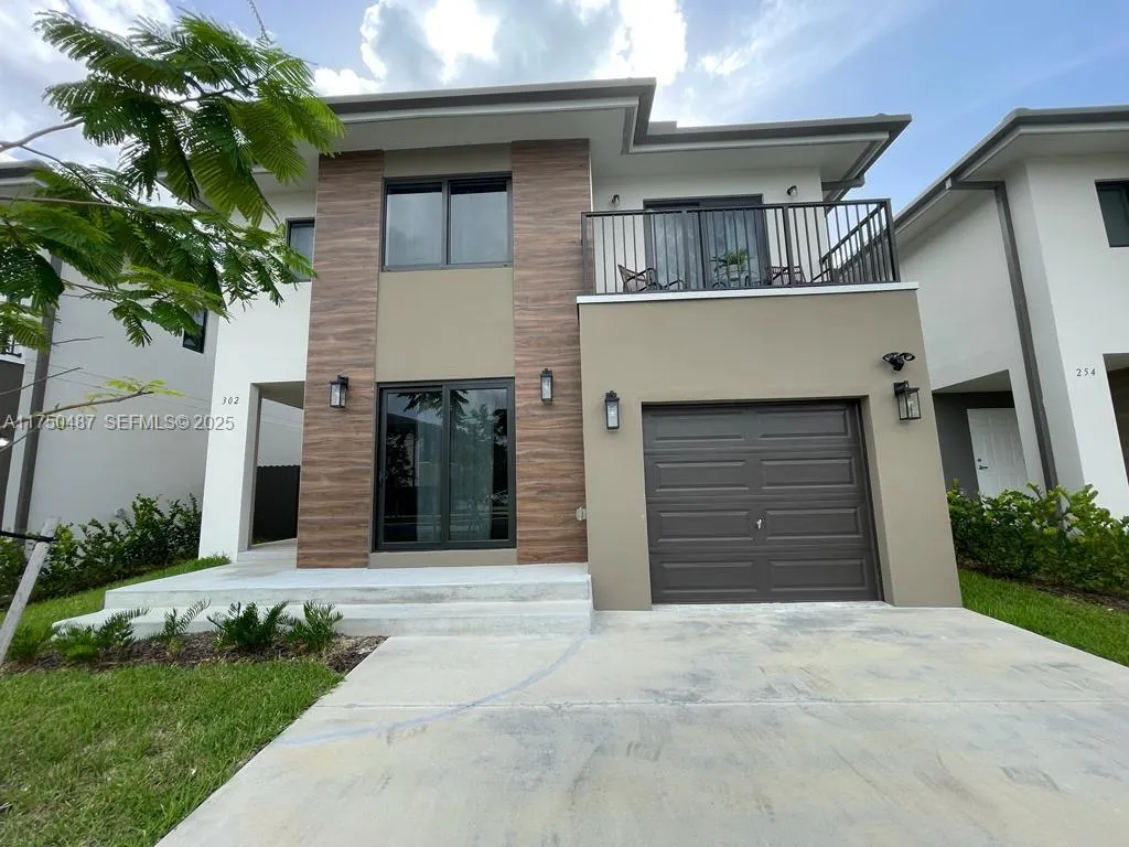 Foto de propiedad en 302 NW 11th Court, Florida City, FL 33034 Florida City con MLS# 