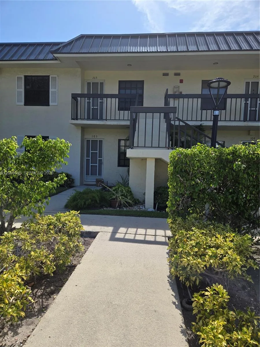 En Venta 3020 Florida Boulevard 203-C, Delray Beach, FL 33483, Delray Beach, FL 33483